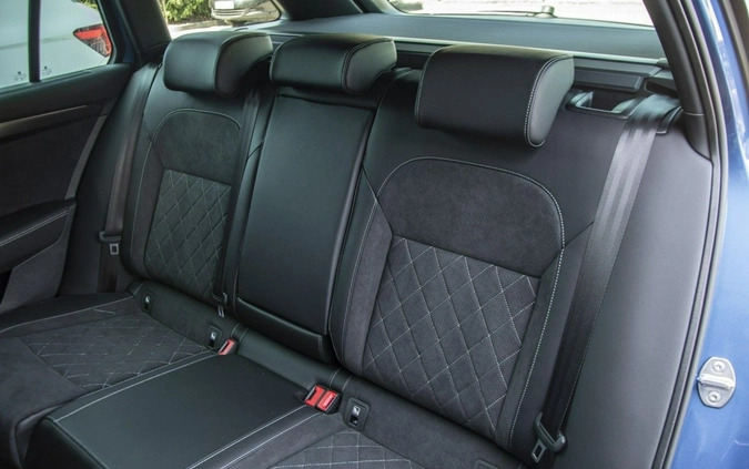 Skoda Superb cena 177900 przebieg: 5, rok produkcji 2024 z Borne Sulinowo małe 379